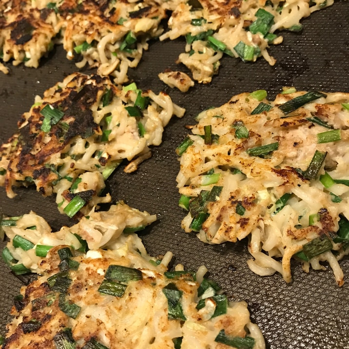 ホットプレートで簡単10分！餃子うどん